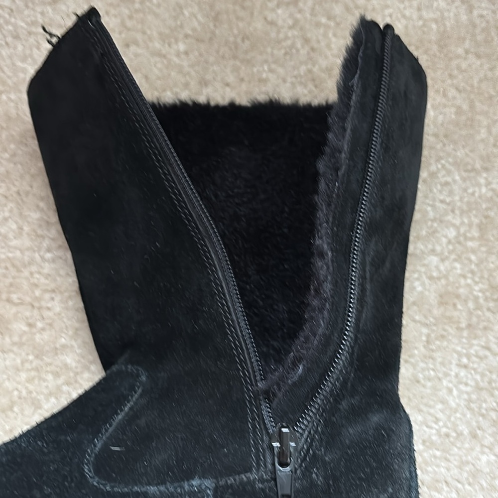 Women's Aerosoles Black Suede Leather Boots - Picture 6 of 7